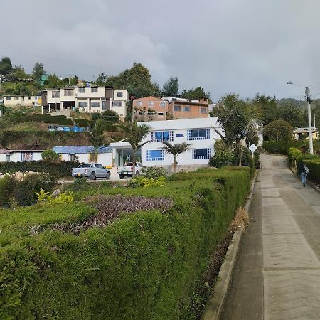 Hotel Colina Los Robles Gachancipa Zewnętrze zdjęcie